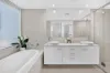 1111/33 T E Peters Drive, Broadbeach Waters QLD 4218-Image