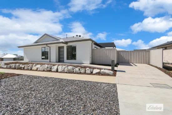 112 Westacott Crescent, Baranduda, Vic 3691 - For Rent