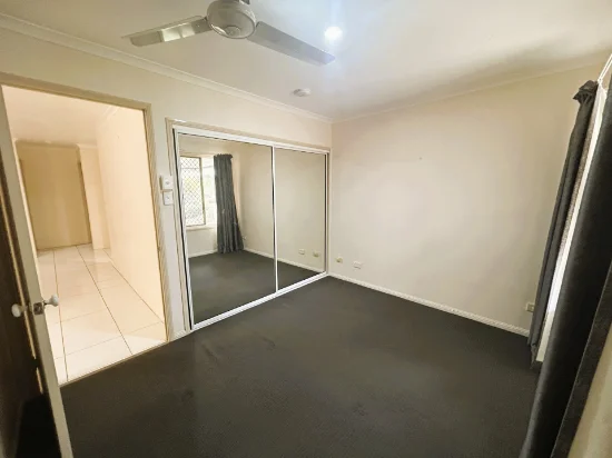12/17 Meyenberg Court, Norman Gardens, Qld 4701-Image
