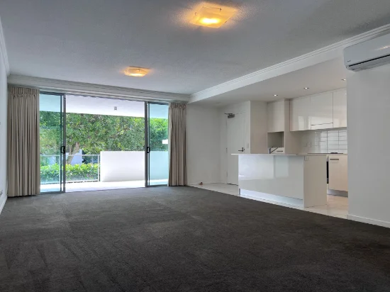 12/2 Gaven Crescent, Mermaid Beach, Qld 4218 - For Rent