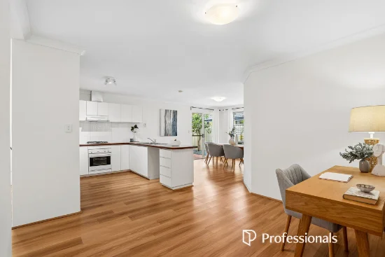 12/2 Hobby Retreat, Queens Park, WA 6107