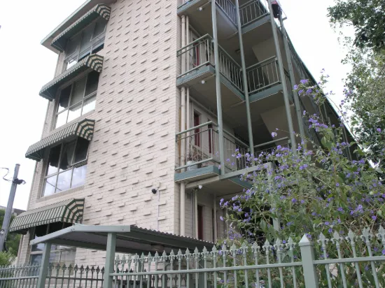 12/23 George Street, Fitzroy, Vic 3065