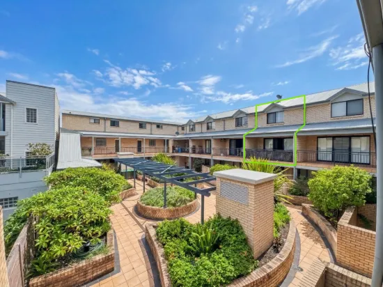 12/28 Addison Street, Shellharbour, NSW 2529-Image