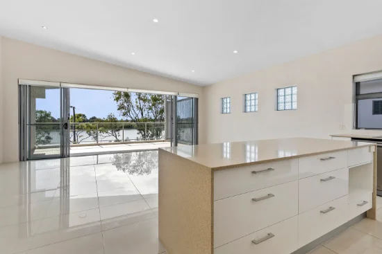 12/299-301 Bradman Ave, Maroochydore, Qld 4558-Image