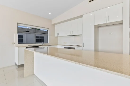 12/299-301 Bradman Ave, Maroochydore, Qld 4558-Image