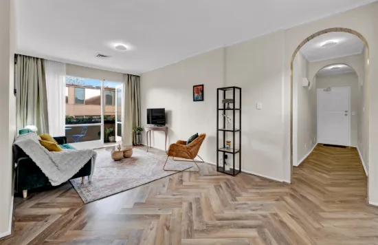 12/329 Dandenong Road, Prahran, Vic 3181