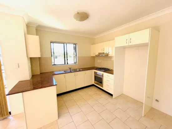 12/39-41 West Street, Hurstville, NSW 2220