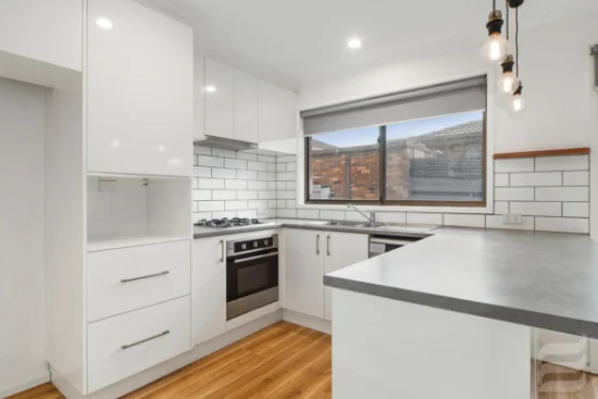 12/42 Eramosa Road East, Somerville, Vic 3912