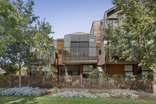 122/6 Paine Street, Newport, Vic 3015
