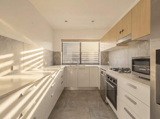 126/3-5 Spinnaker Drive, Sandstone Point, Qld 4511-Image