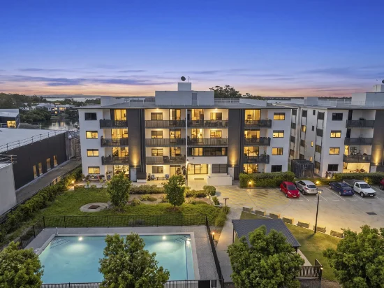 126/3-5 Spinnaker Drive, Sandstone Point, Qld 4511-Image