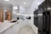 13/10-16 Tarcoola Crescent, Surfers Paradise, Qld 4217-Image