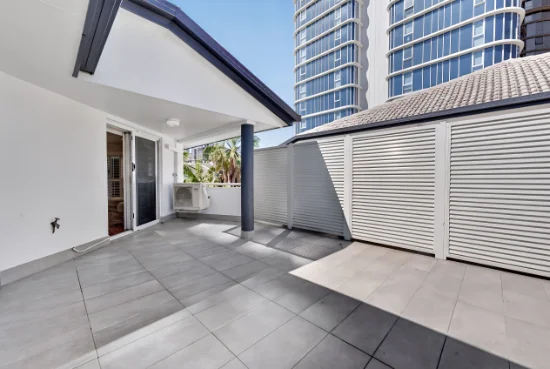 13/10 Rosewood Avenue, Broadbeach, Qld 4218-Image