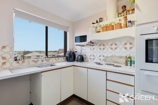 13/11 Leslie Street, Dudley Park, WA 6210-Image
