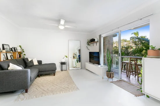 13/14 Mawarra Street, Palm Beach, Qld 4221