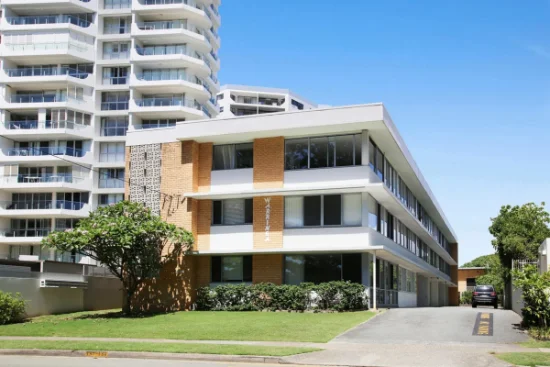 13/182 The Esplanade, Burleigh Heads, Qld 4220