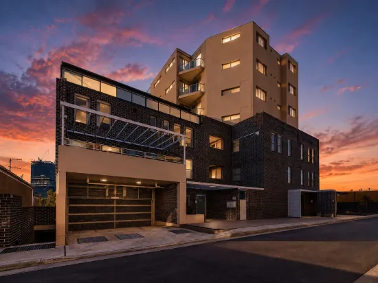 13/4 Peace Lane, Parramatta, NSW 2150