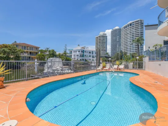 13/9-13 Madang Crescent, Runaway Bay, Qld 4216-Image
