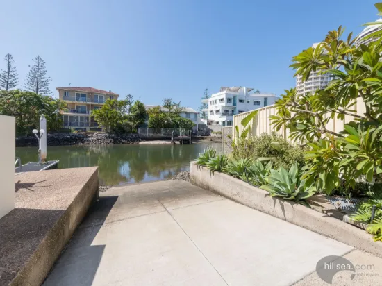 13/9-13 Madang Crescent, Runaway Bay, Qld 4216-Image