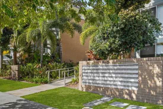 1302/6-8 Waterford Court, Bundall QLD 4217-Image