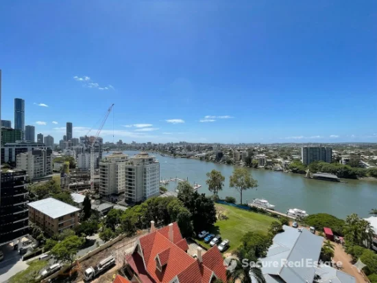 1307/18 Thorn Street, Kangaroo Point, Qld 4169