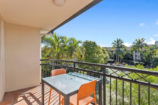 136/2342-2358 Gold Coast Highway, Mermaid Beach, Qld 4218-Image