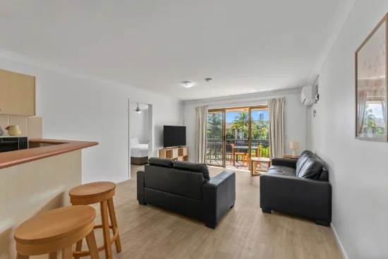 136/2342-2358 Gold Coast Highway, Mermaid Beach, Qld 4218-Image