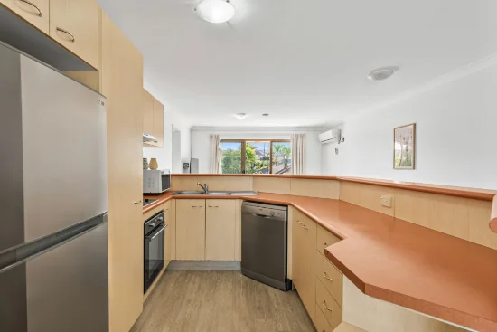 136/2342-2358 Gold Coast Highway, Mermaid Beach, Qld 4218-Image