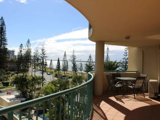 14s/484 Marine Parade, Biggera Waters, Qld 4216