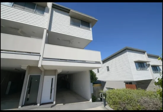 15/100 Central Lane, Gladstone Central, Qld 4680