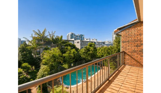 15/27 Whiting Street, Labrador, Qld 4215-Image