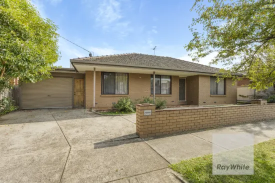 15 Ellerslie Street, Kingsbury, Vic 3083