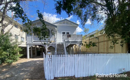 15B Pioneer Street, Toowong, Qld 4066