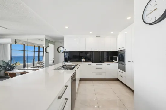 15E/1 Albert Avenue, Broadbeach, Qld 4218-Image