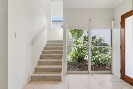 16/8 Petrie Street, East Mackay, Qld 4740-Image