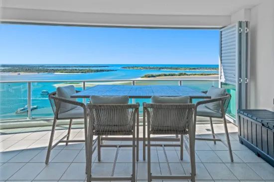 1602/300 Marine Parade, Labrador, Qld 4215