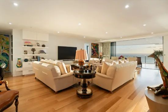 17/116 The Esplanade, Surfers Paradise, Qld 4217-Image