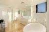 17/116 The Esplanade, Surfers Paradise, Qld 4217-Image
