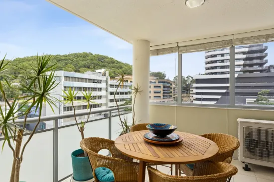 17/12 Baker Street, Gosford, NSW 2250