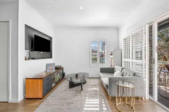 17/14 Mawarra Street, Palm Beach, Qld 4221-Image