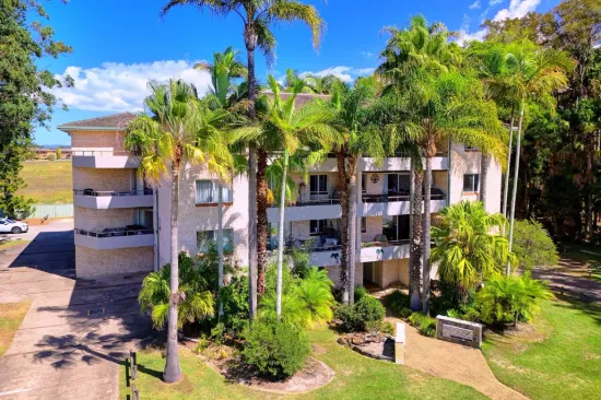 17/28 Taree Street, Tuncurry, NSW 2428