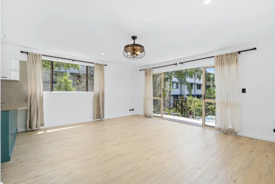 17 Adori Street, Surfers Paradise, Qld 4217