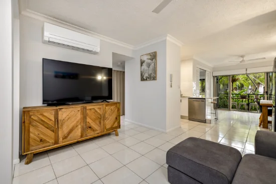 1703/2-10  Greenslopes Street, Cairns North, Qld 4870