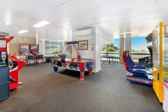 1703/44-52 The Esplanade, Surfers Paradise, Qld 4217-Image