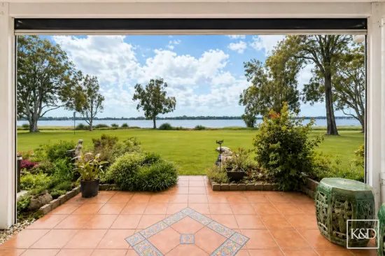 17A/16 Spinnaker Drive, Sandstone Point, Qld 4511