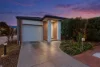 18/11 Hawk Avenue, Pakenham, Vic 3810