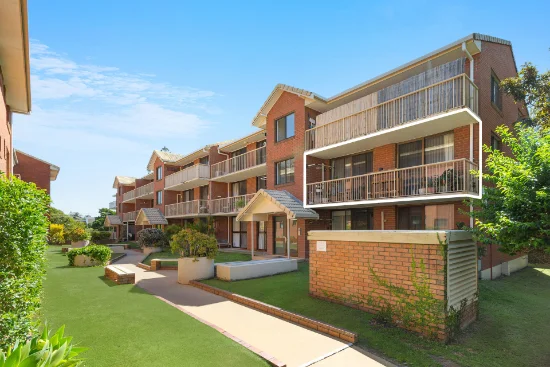 18/1374 Gold Coast Highway, Palm Beach, Qld 4221