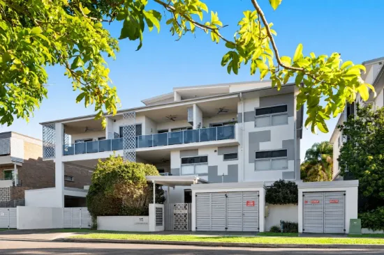 18/15 Durham Street, Coorparoo, Qld 4151