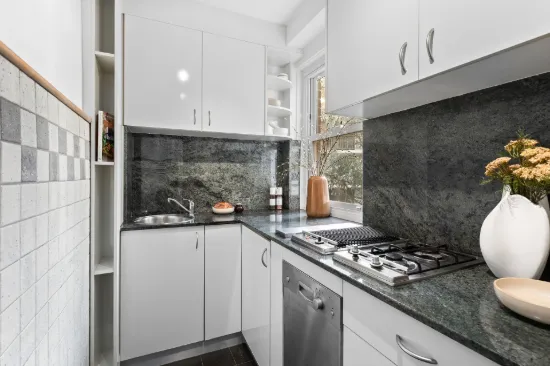 18/4 Macleay Street, Potts Point, NSW 2011-Image