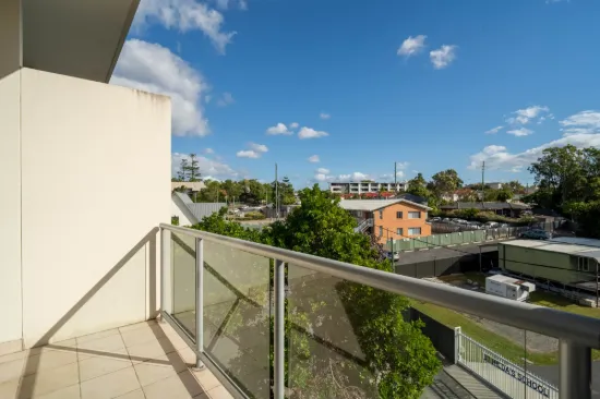 18/5 Carey Lane, Southport, Qld 4215